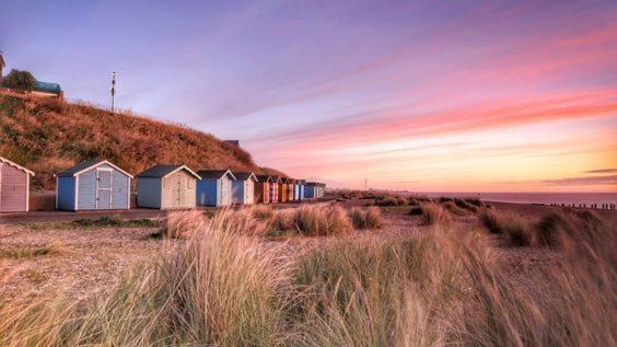 Modern Coastal Home Sleeping 5 - 2 Minute Walk To Pakefield Beach, Suffolk 외부 사진